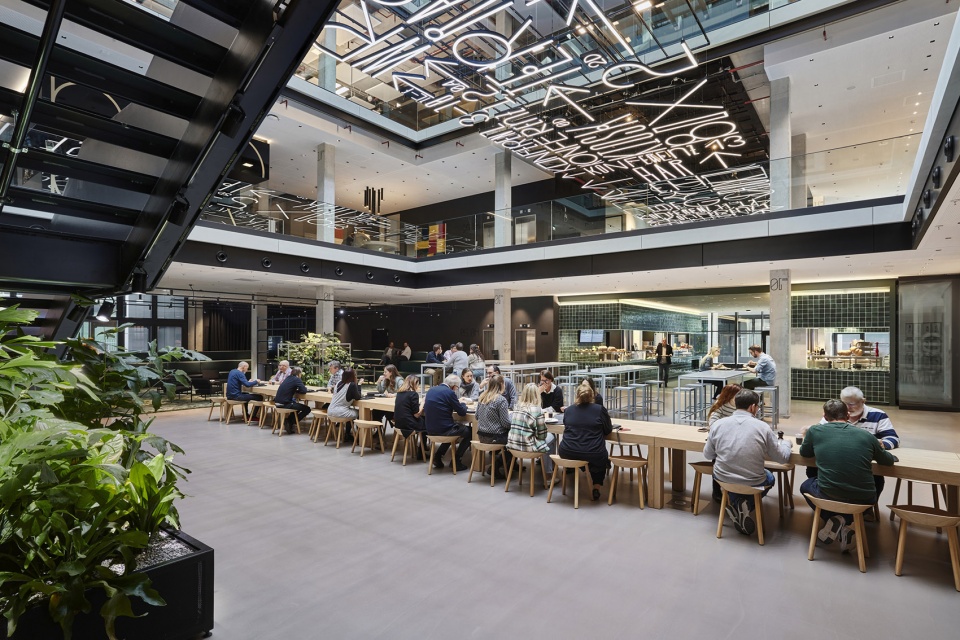 house of communication by henn