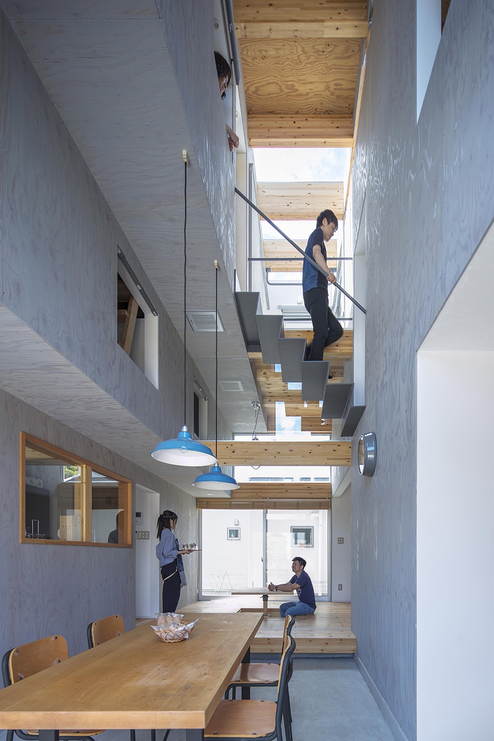 split house by shinsuke fujii architects