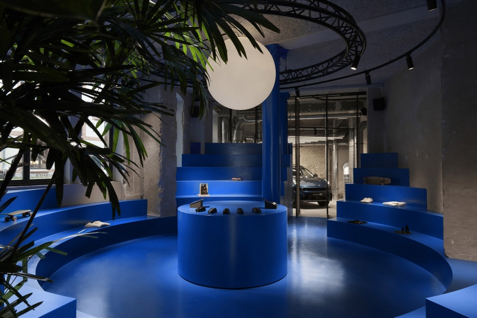 lynk and co club berlin by s p a c e projects