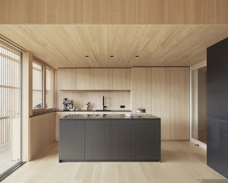 Multigenerational house with a view by MWArchitekten