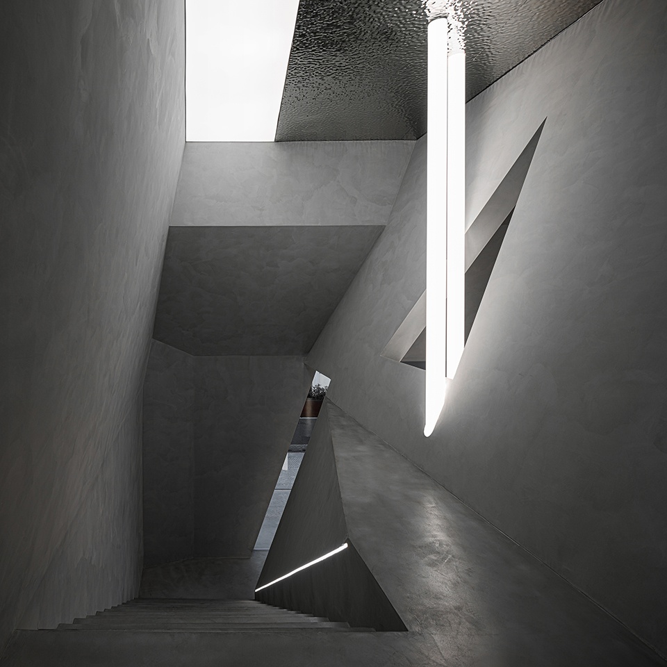 RAYONE STUDIO China by Qisi Design