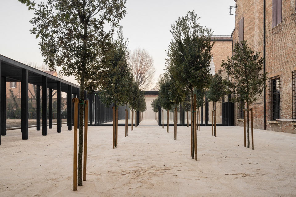 renovation restoration and refurbishment of palazzo dei diamanti labics