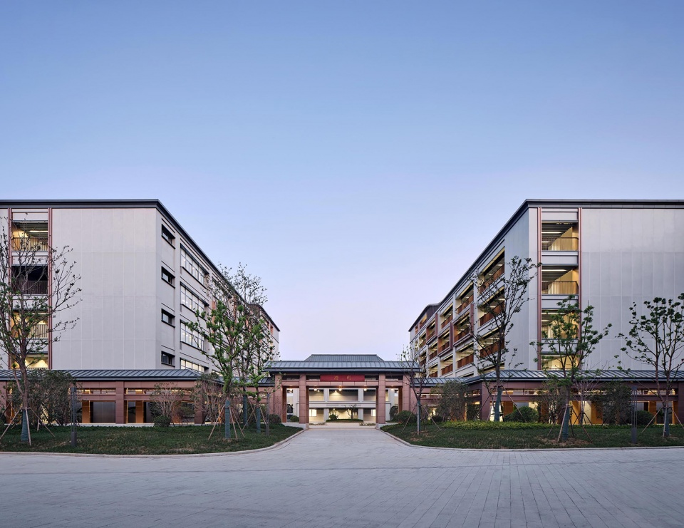 The East Campus of Hefei No 1 High School by UAD