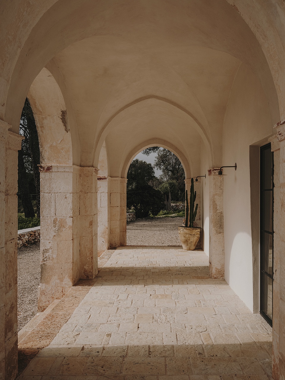 Casolare Scarani by Studio Andrew Trotter