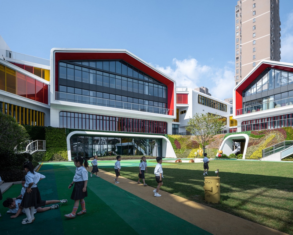 kincang modern pre school by lycs architecture