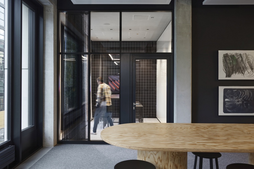house of communication by henn