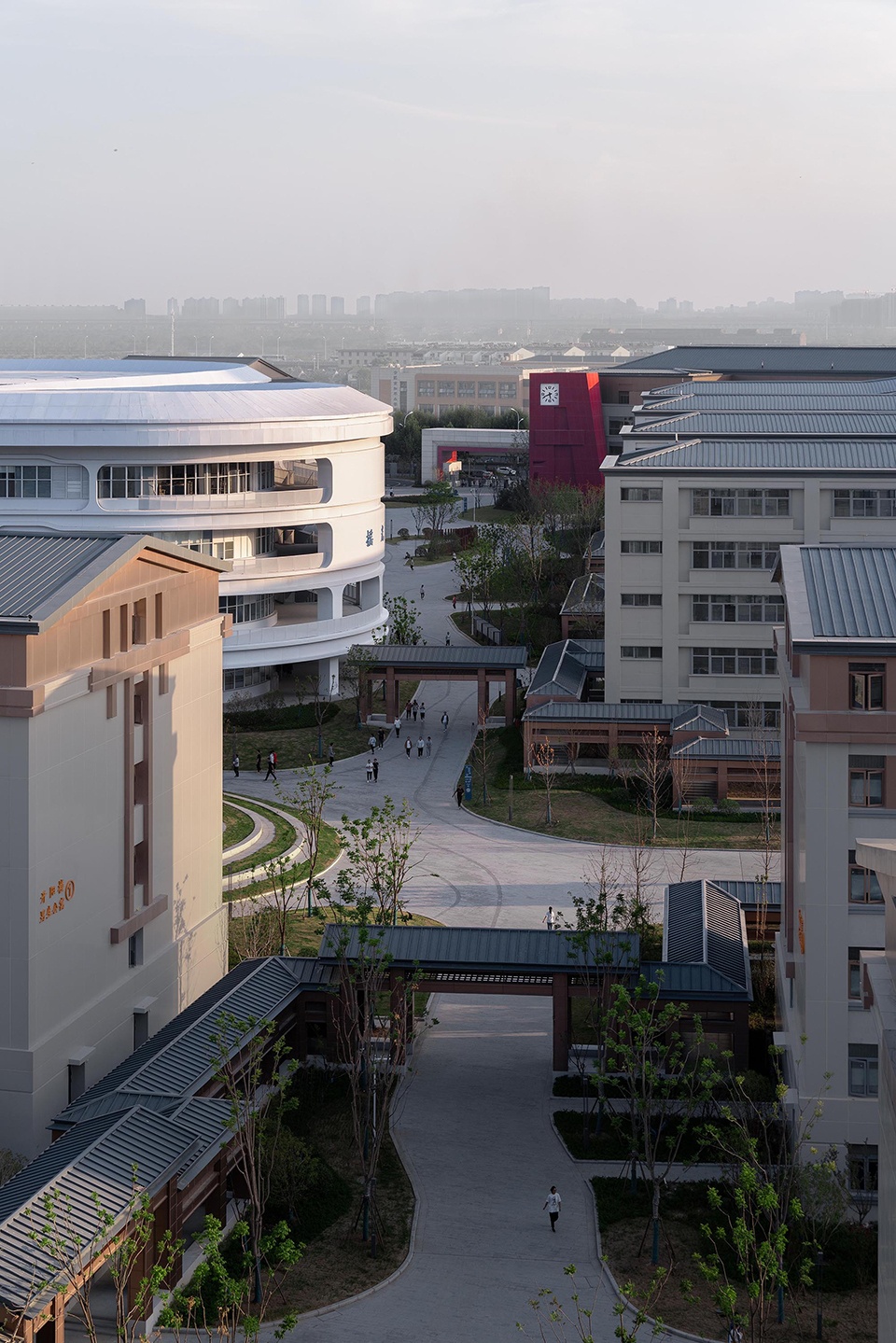 The East Campus of Hefei No 1 High School by UAD