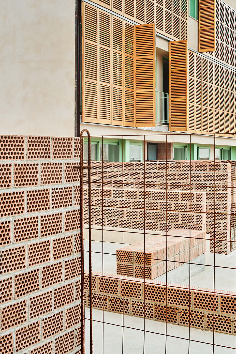 54 subsidized homes in Mallorca by Alventosa Morell Arquitectes