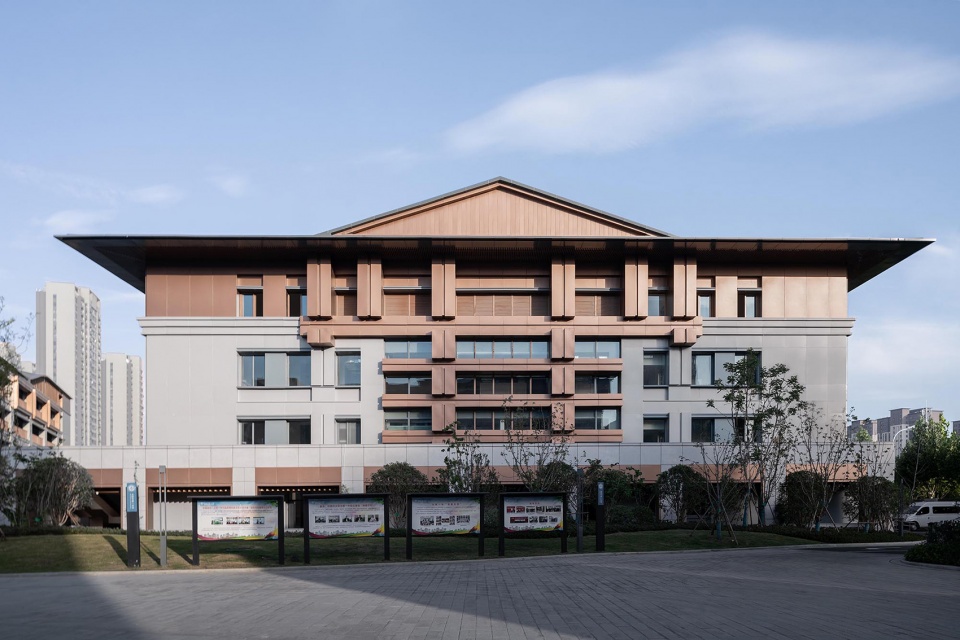 The East Campus of Hefei No 1 High School by UAD