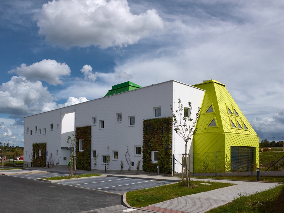 vetrnik kindergarten by architektura