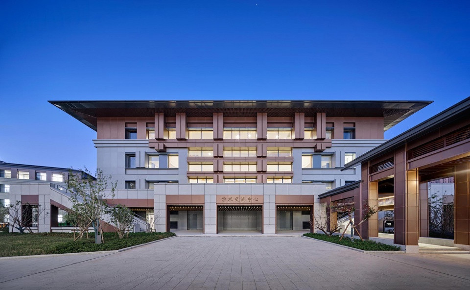 The East Campus of Hefei No 1 High School by UAD