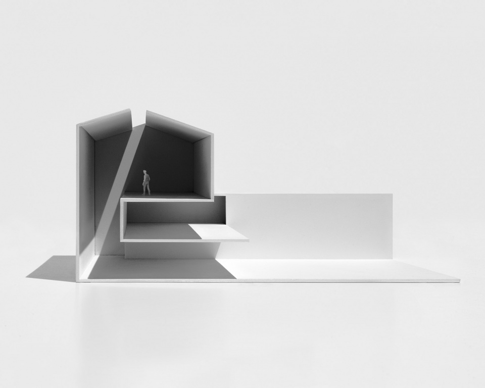 the empty house by fran silvestre arquitectos