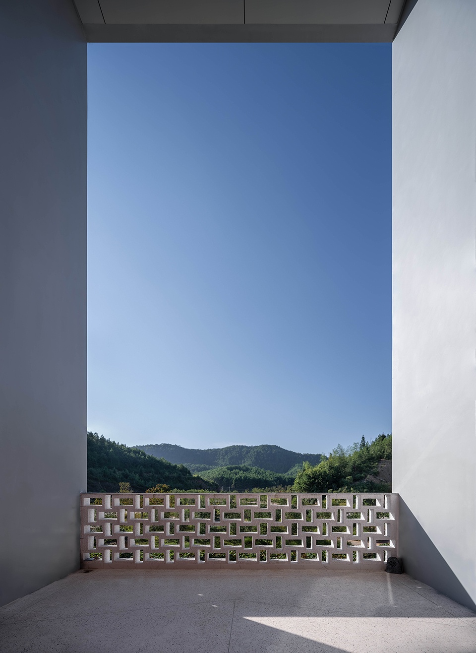 Chunqiu Cimingzhu Winery China by BE Design