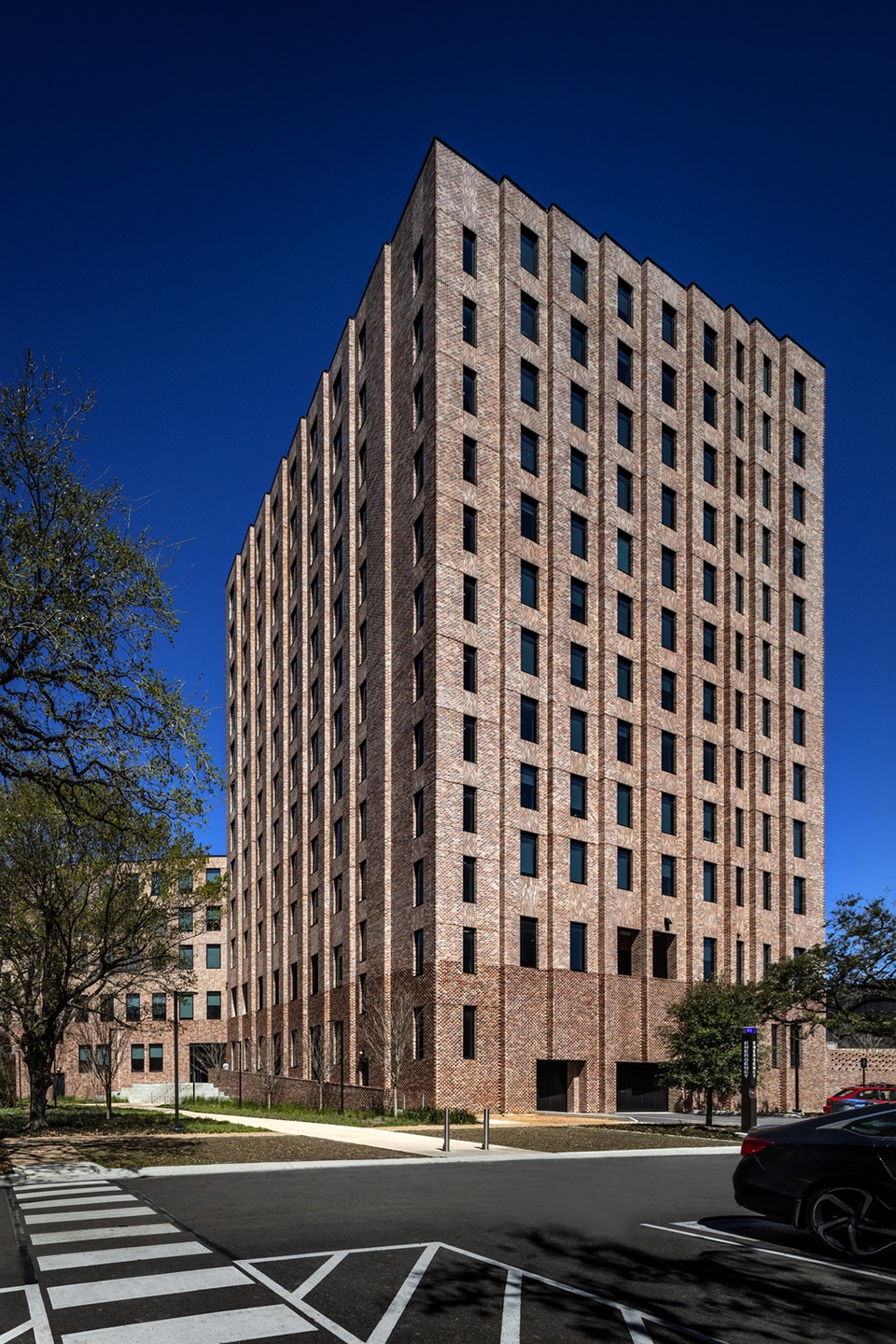 Sid Richardson Residential College Houston by Barkow Leibinger
