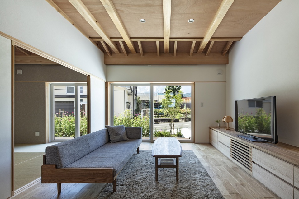 villa uonuma by tsutsumi associates