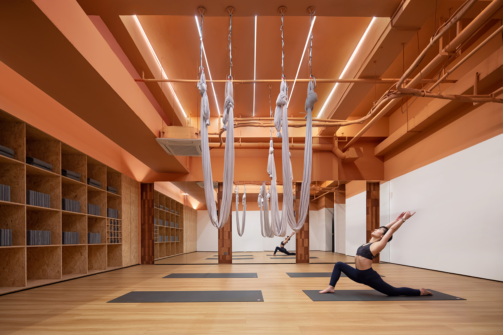 Yoga Yoga China by Whale Interior
