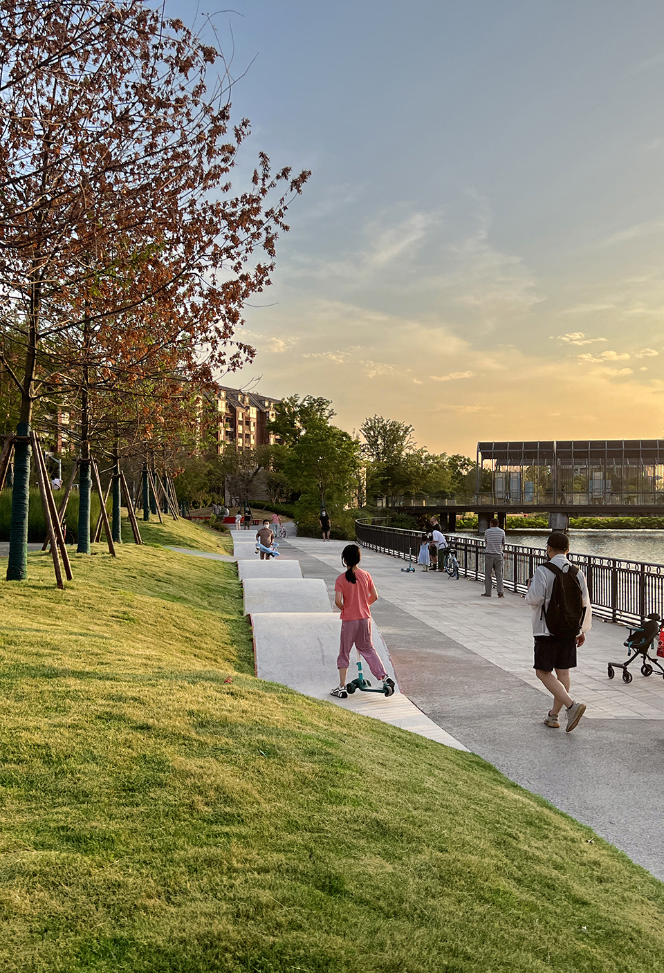 Shangkun Yueshan South Riverfront Community Park by Possibilism Design Studio