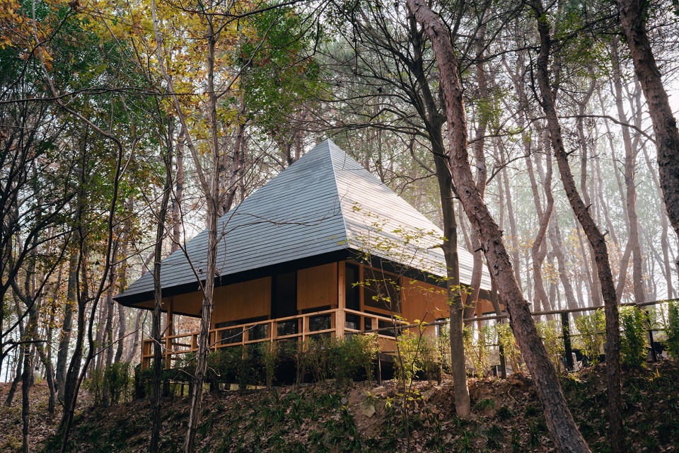 Wild Home 96 The Pyramid Cabin China by Wiki World Advanced Architecture Lab