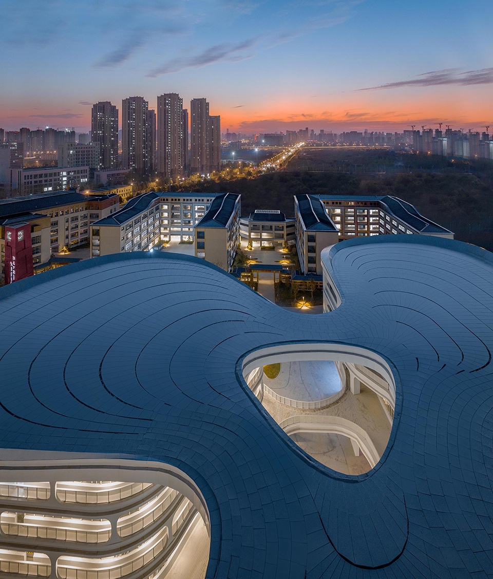 The East Campus of Hefei No 1 High School by UAD