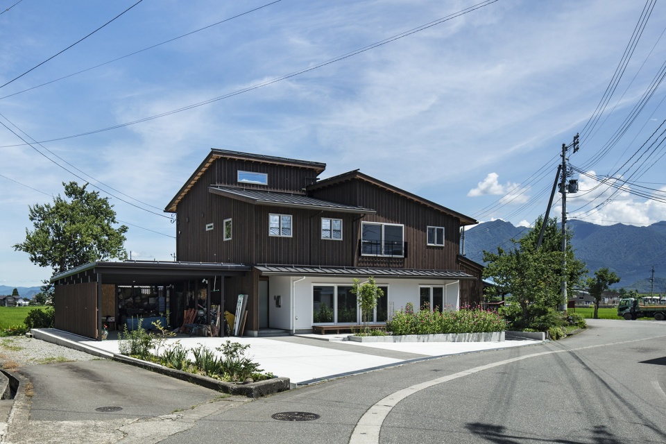 villa uonuma by tsutsumi associates