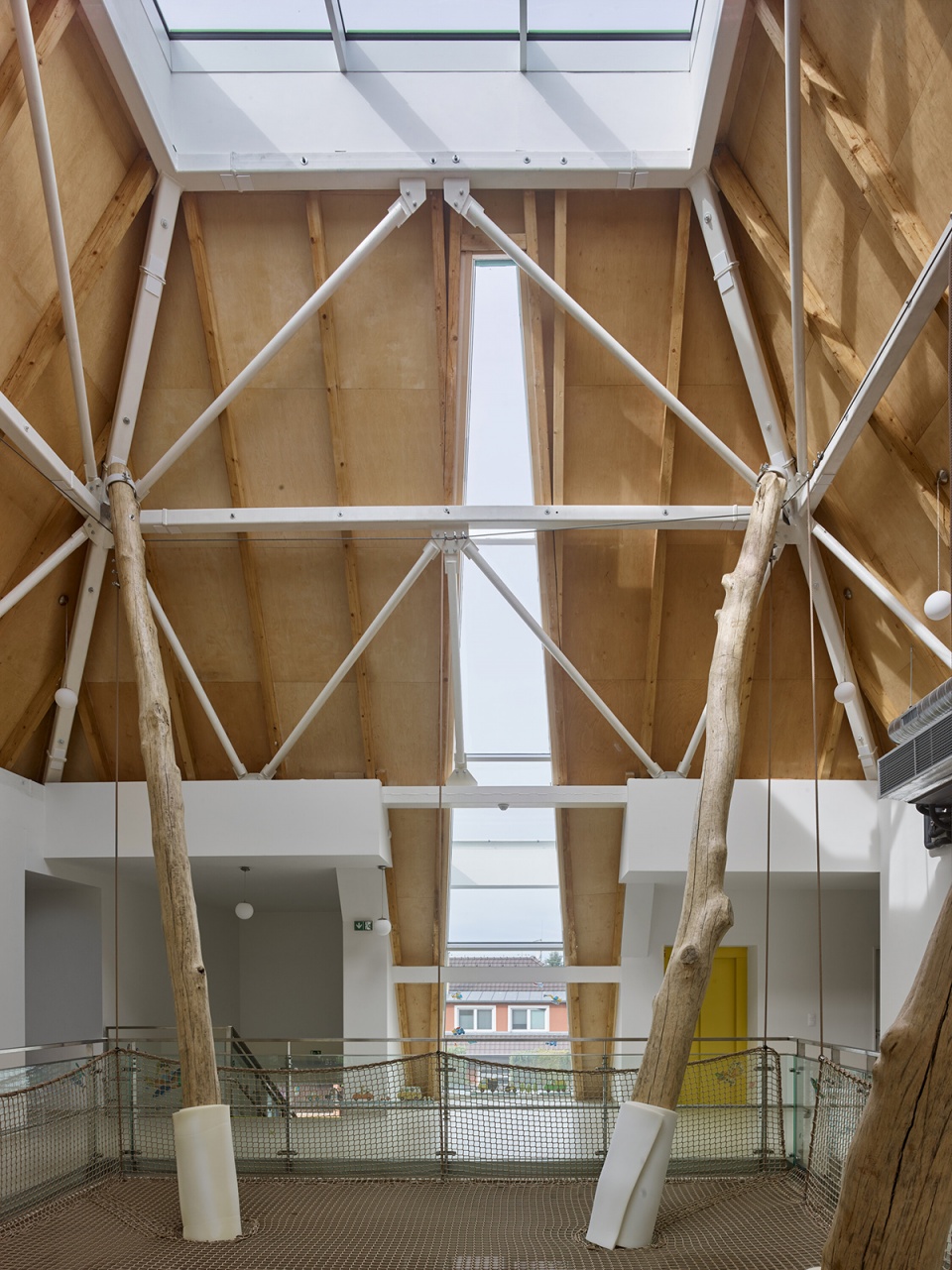 vetrnik kindergarten by architektura