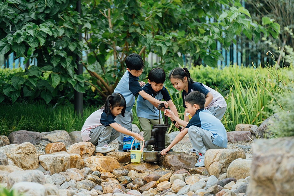 One Infinity Academy Kindergarten by Horizon Atmosphere Landscape