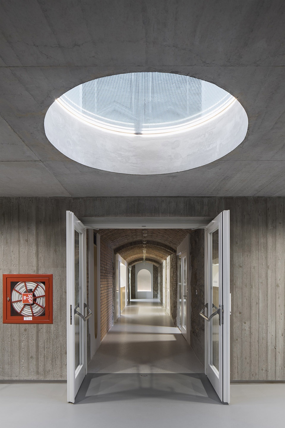 igi library by atakarchitekti