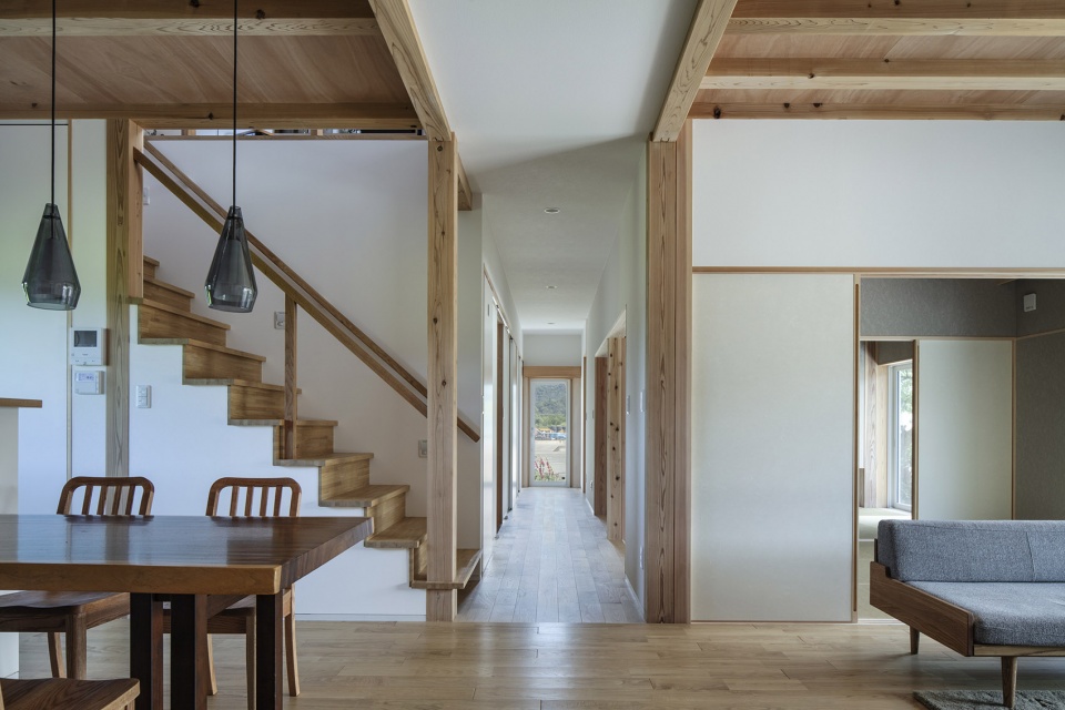 villa uonuma by tsutsumi associates