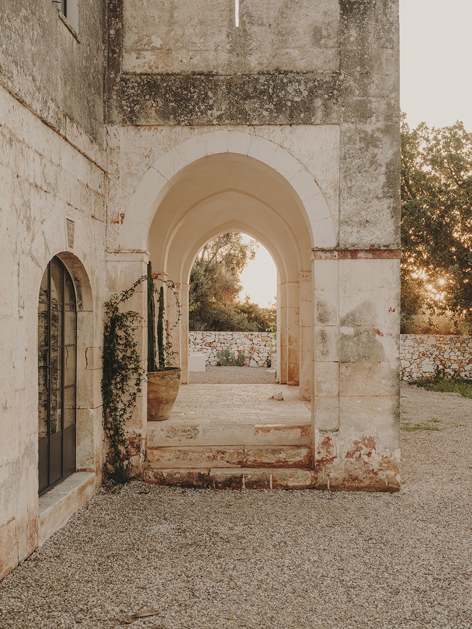 Casolare Scarani by Studio Andrew Trotter