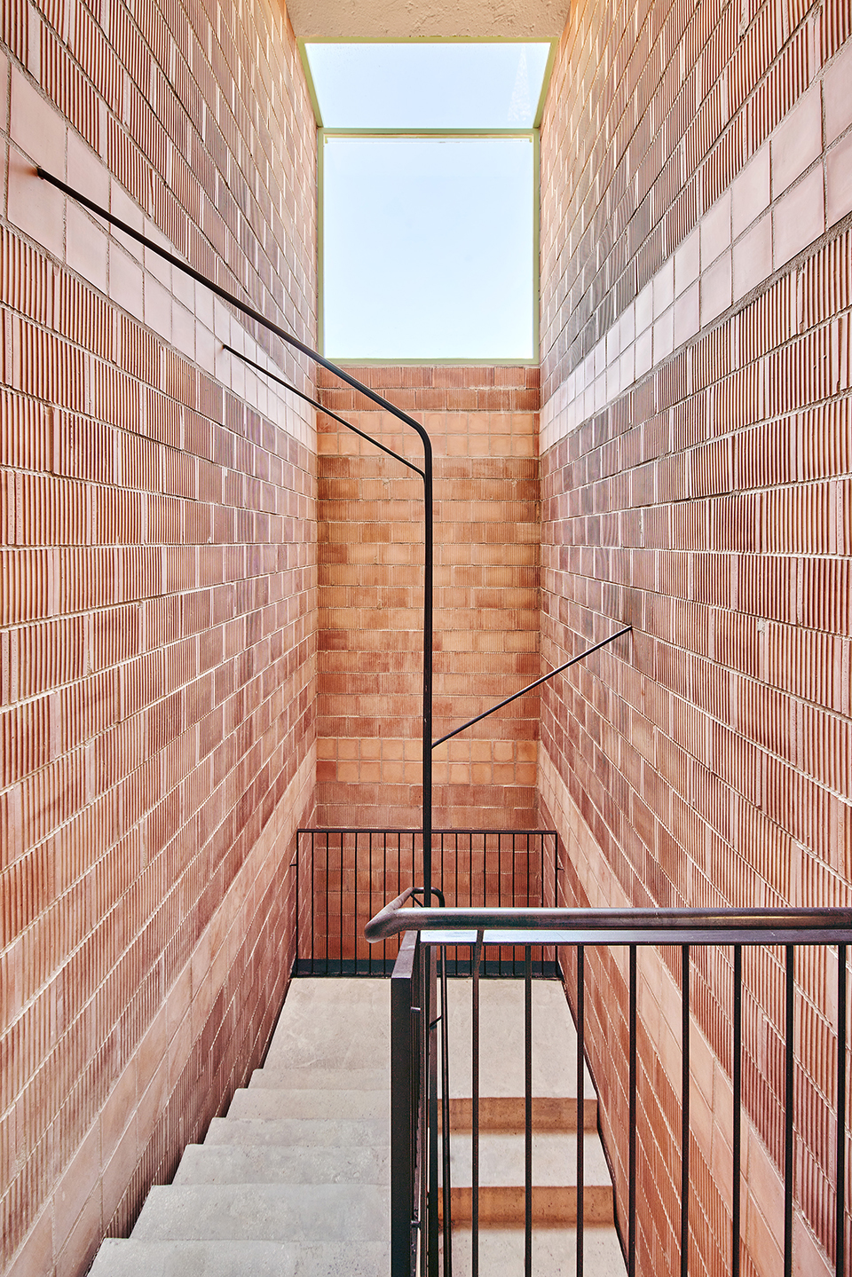 54 subsidized homes in Mallorca by Alventosa Morell Arquitectes