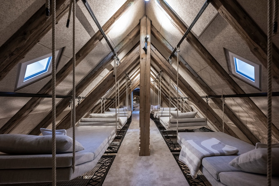 goldene rose hotel by noa