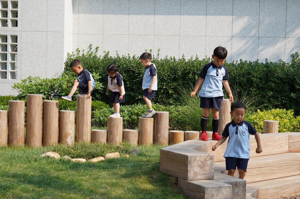 One Infinity Academy Kindergarten by Horizon Atmosphere Landscape