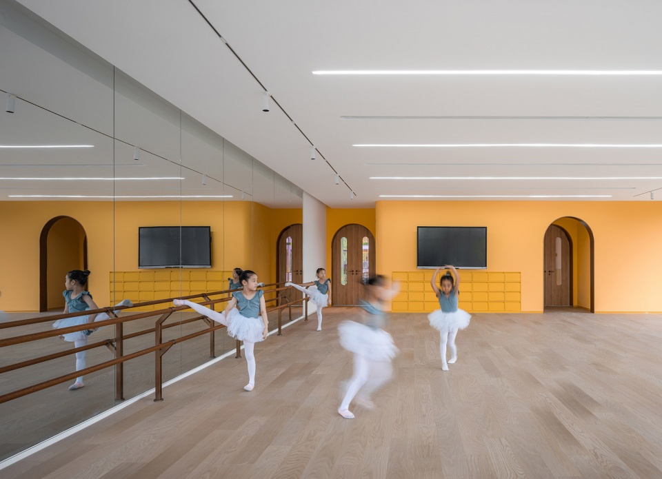 kincang modern pre school by lycs architecture