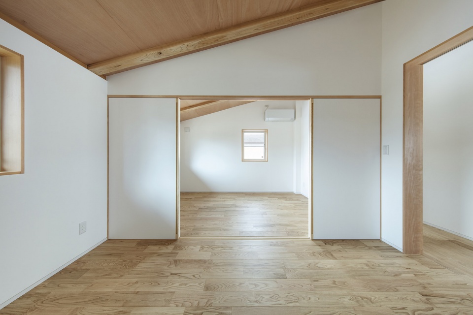 villa uonuma by tsutsumi associates