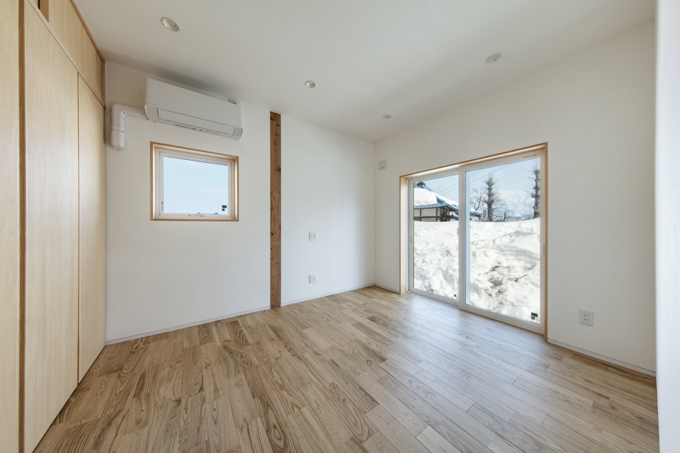 villa uonuma by tsutsumi associates