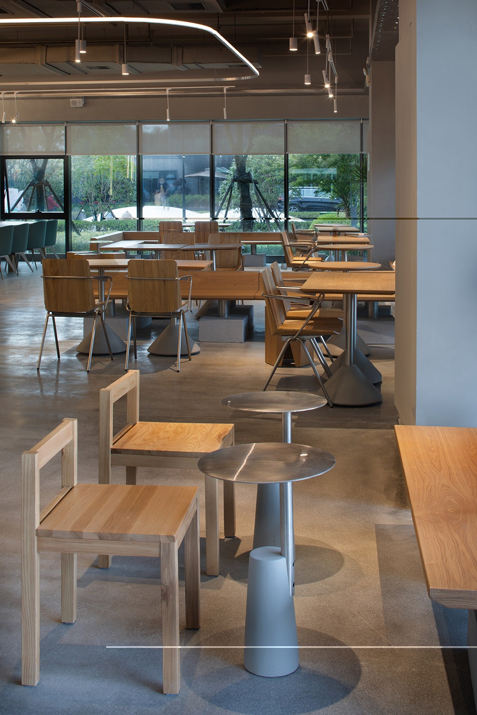 muly coffee brand store shanghai china by qihe designworks