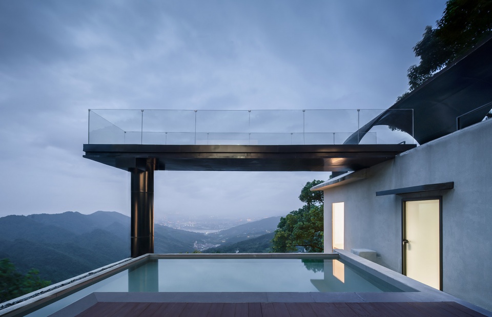 Bridge House China by Zhi Architects