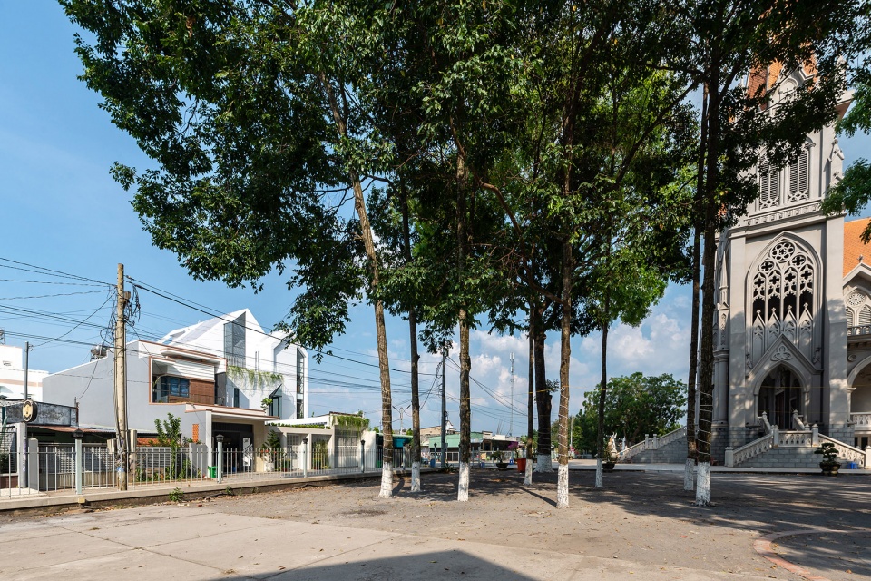 Gather House by Story Architecture