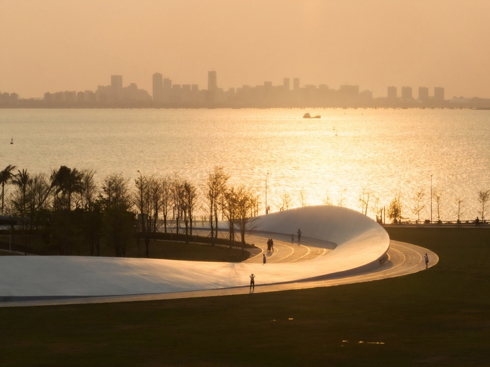 sky mountain coastal station in haikou by sou fujimoto