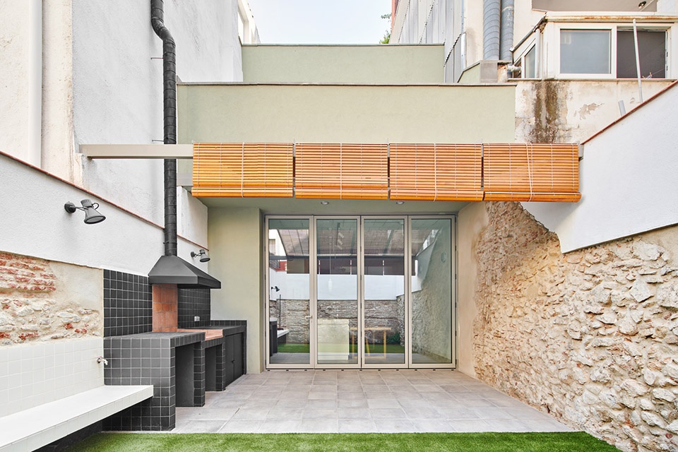 100joa new construction of a row house in mataro by vallribera arquitectes
