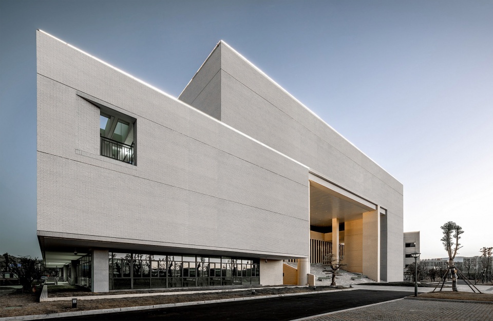 JINGSHAN LIBRARY ARCHIVES China by Jiangzuo Studio