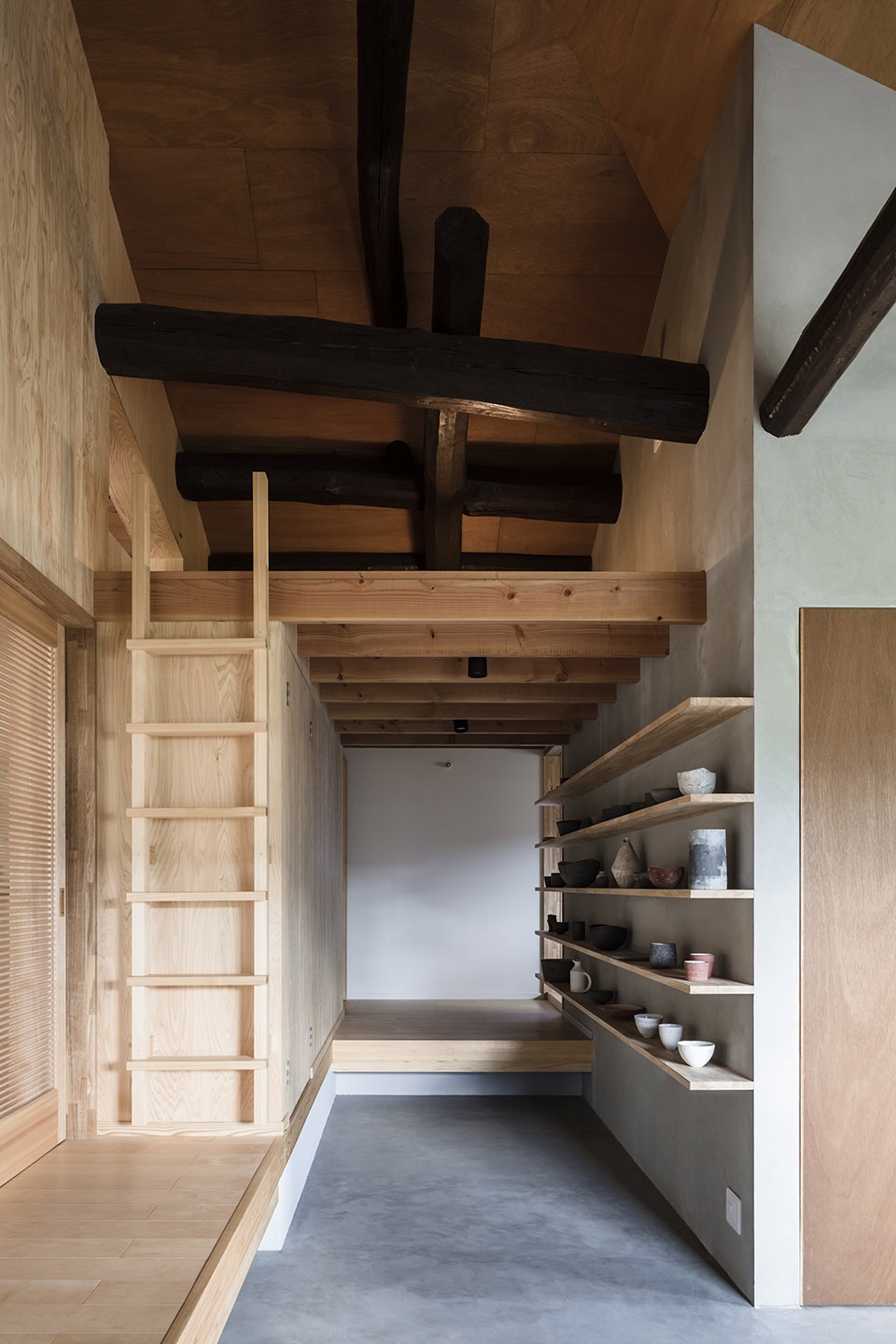 Renovation of a minka by raumus studio