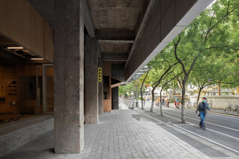 62 Beiting Lane Store China by MOU architecture studio