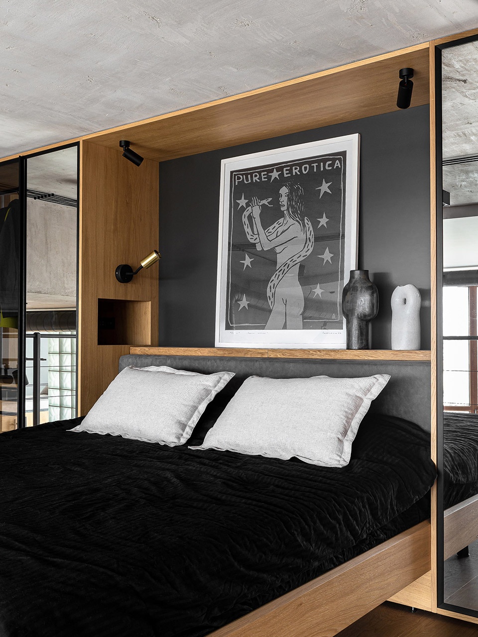 LOFT APARTMENT by ZROBIM architects