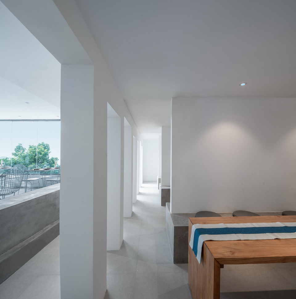 Bridge House China by Zhi Architects