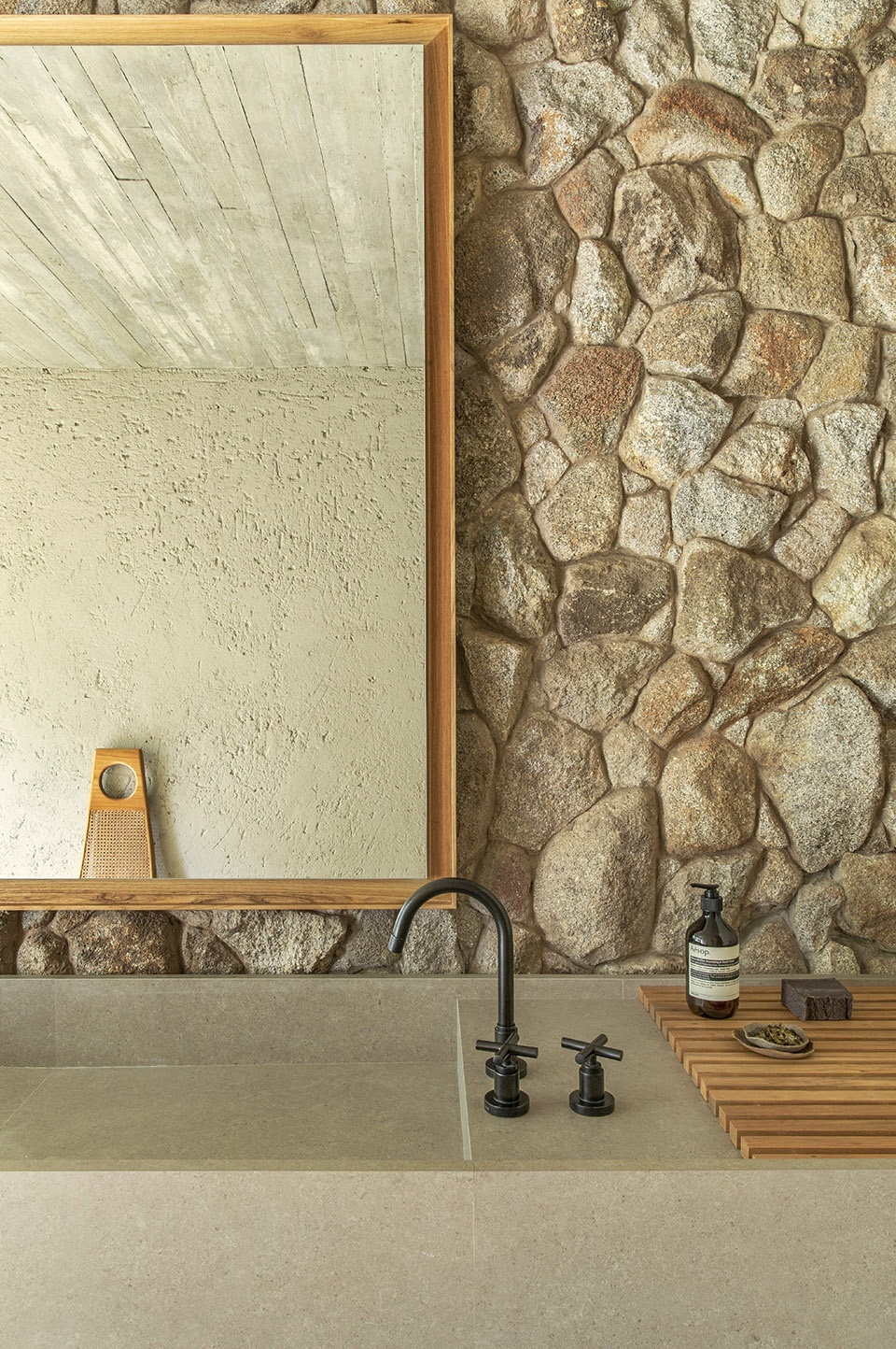 House of the Lake by mf arquitetos oc9