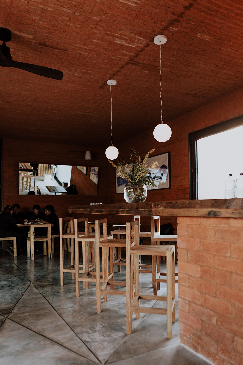 cobarde by rootstudio
