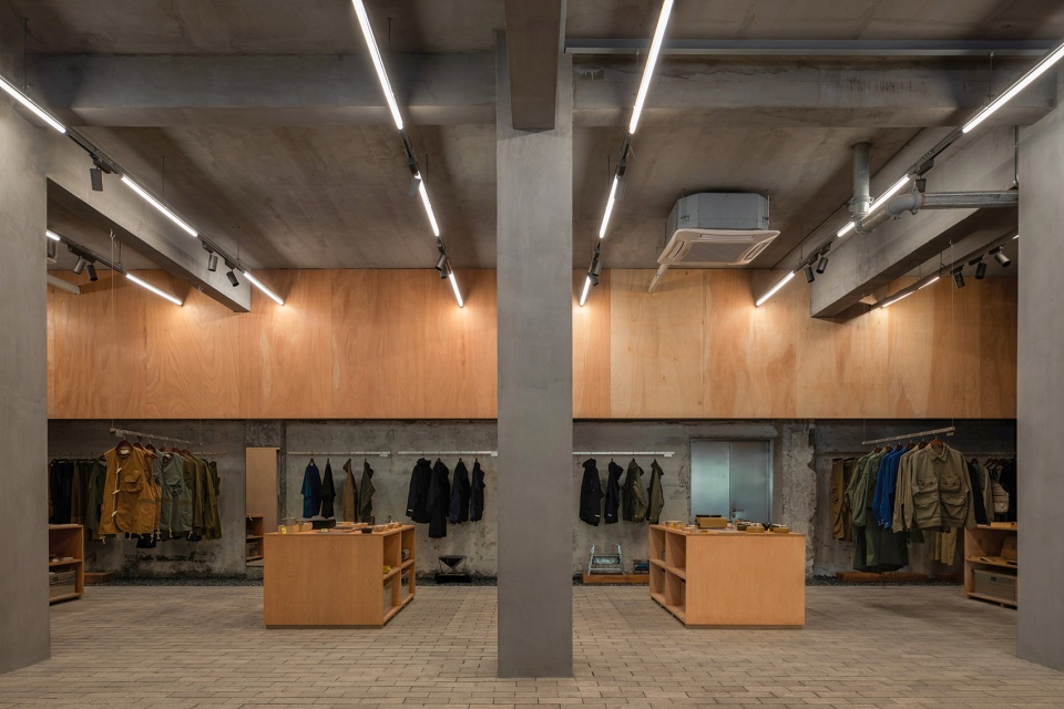 62 Beiting Lane Store China by MOU architecture studio