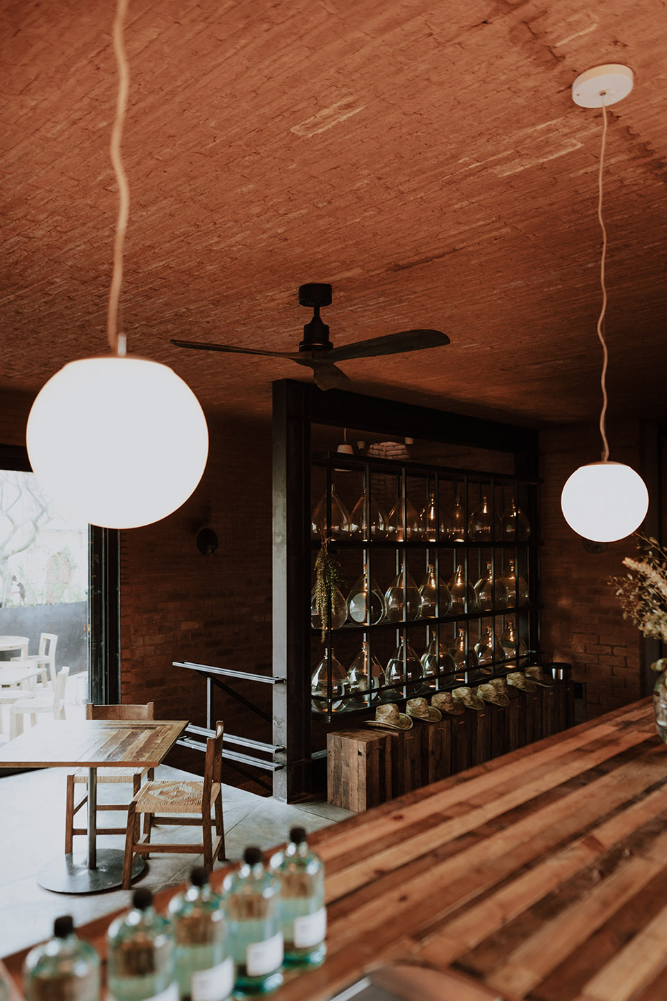 cobarde by rootstudio