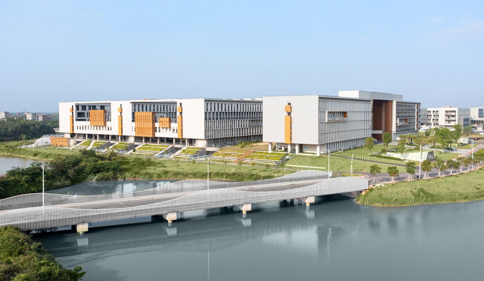 public teaching and learning building of guangdong university of petrochemical technology by tjad